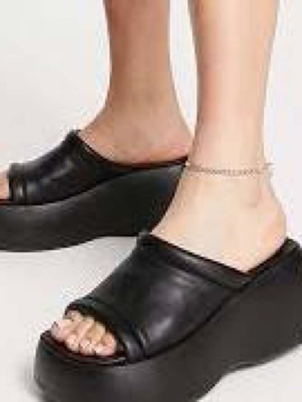Daisy Street Exclusive Chunky Sole Sandals in black Y2K 36